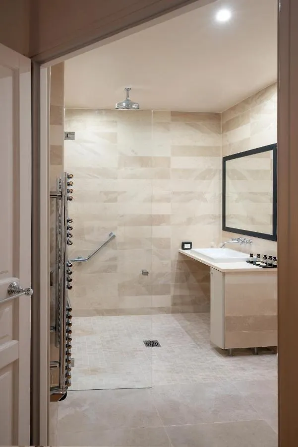 Saint-louis Pigalle Hotel