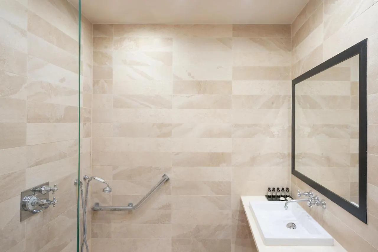 Hotel Saint-Louis Pigalle Hotel 3*