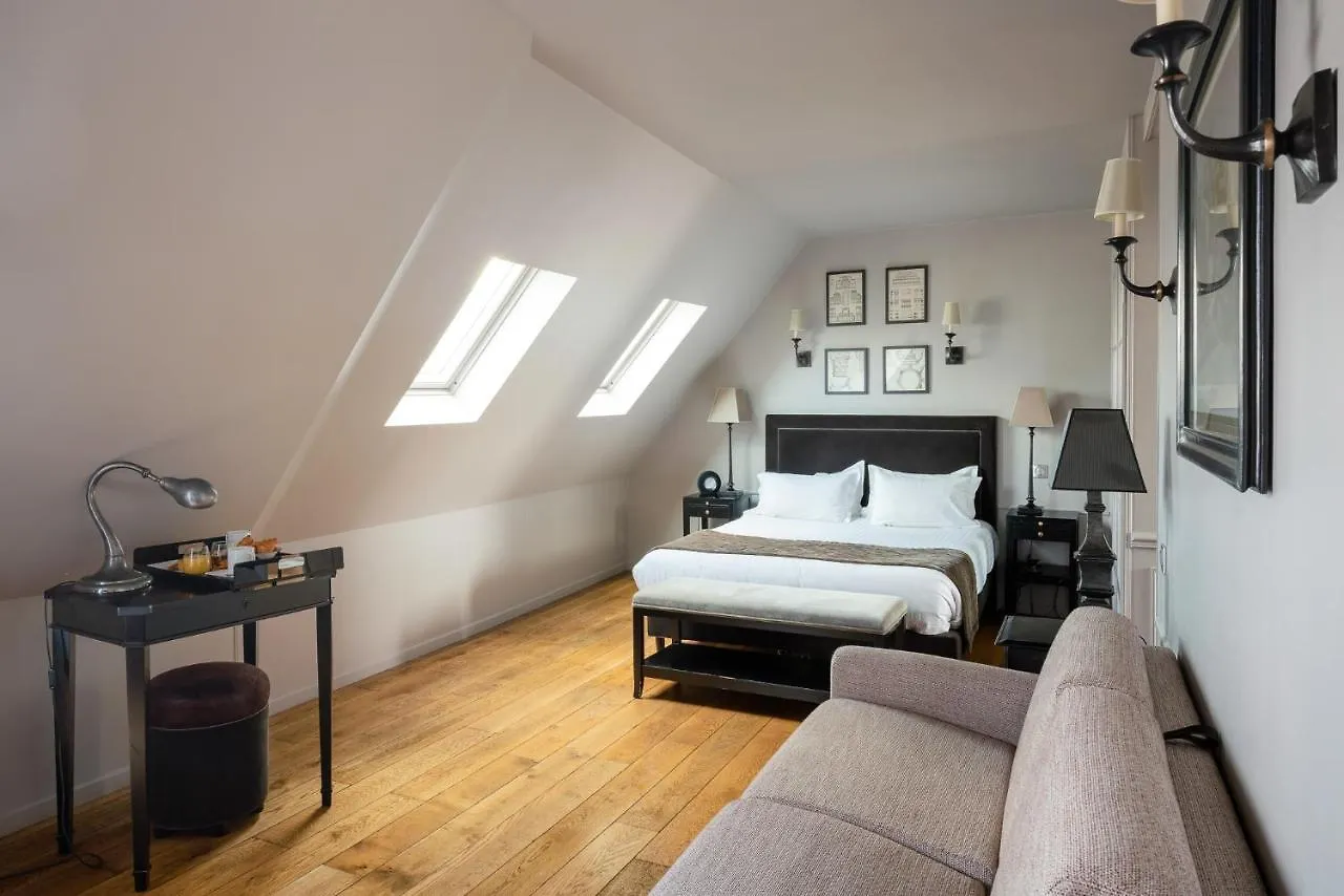 Hotel Saint-Louis Pigalle Hotel 3*