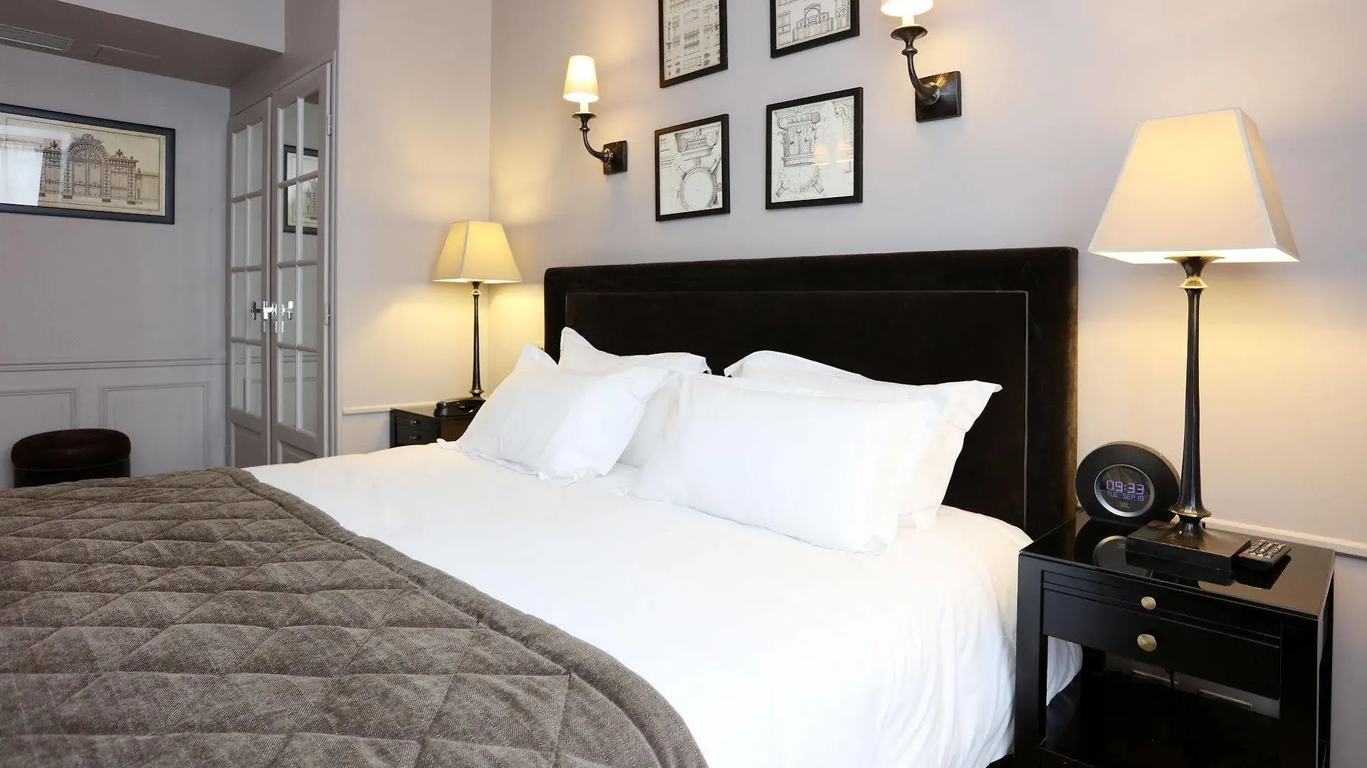 Hotel Saint-Louis Pigalle Hotel