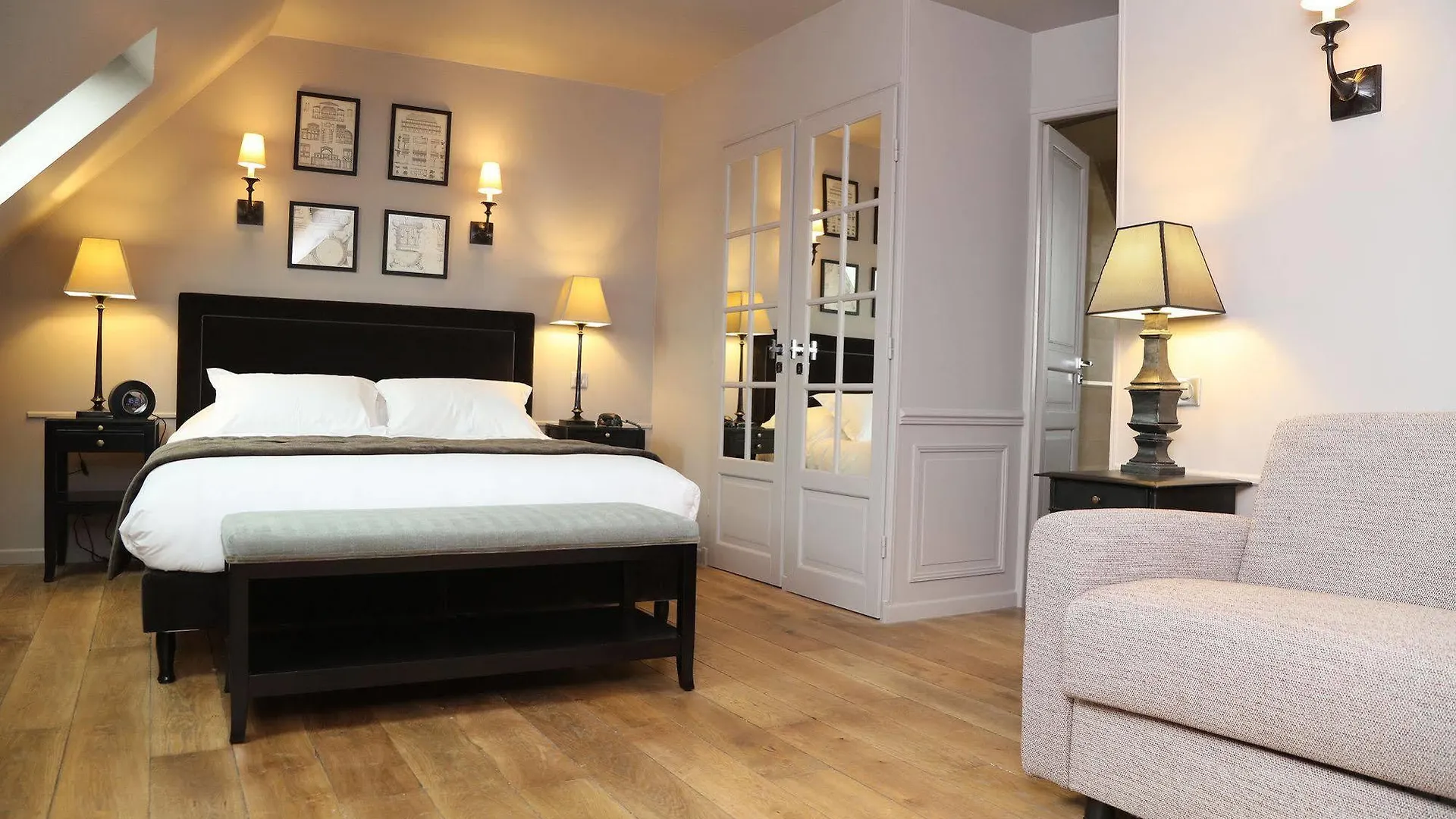 Hotel Saint-Louis Pigalle Hotel Paris