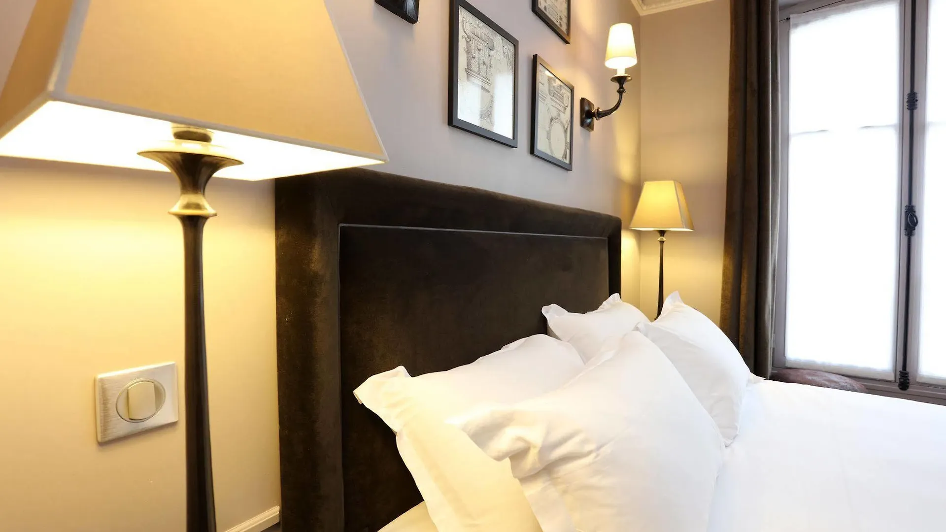 Hotel Saint-Louis Pigalle